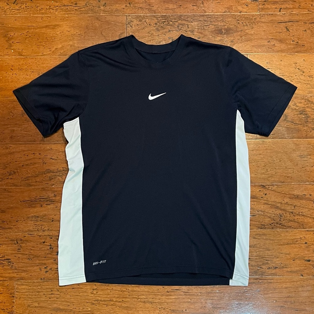 Men’s Nike Dri Fit Shirt